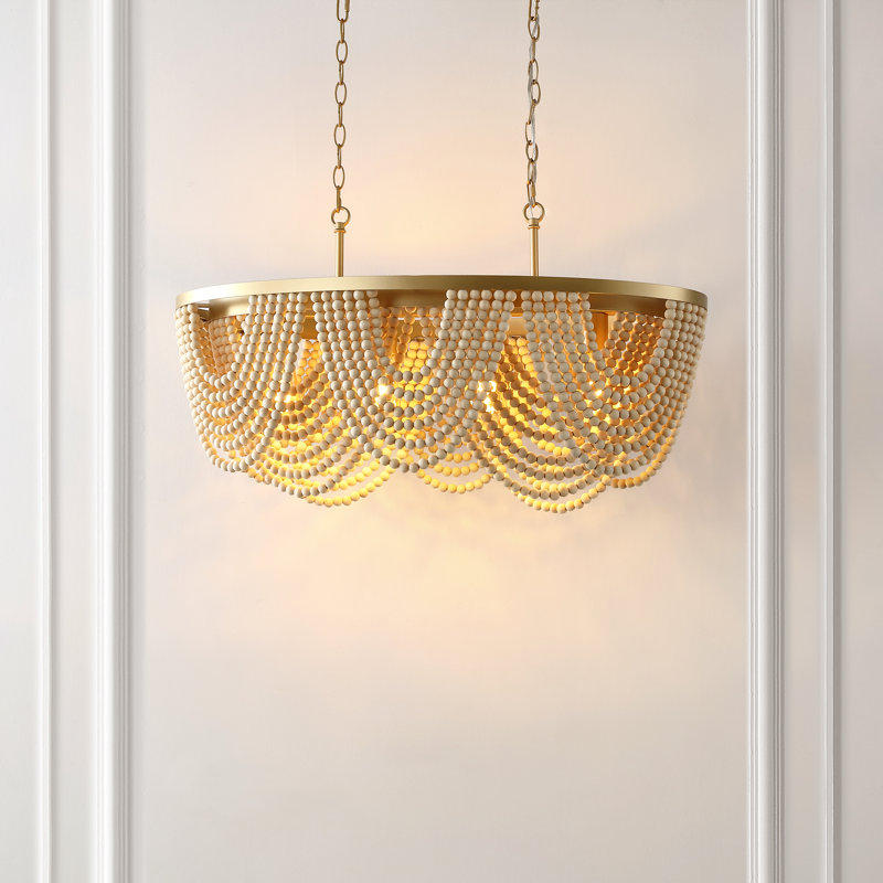 Lustre Isakson