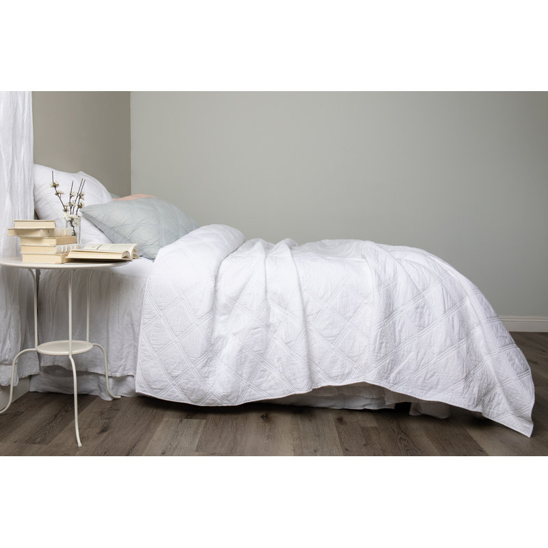 KENLEE Quilt, White, Twin Quilt