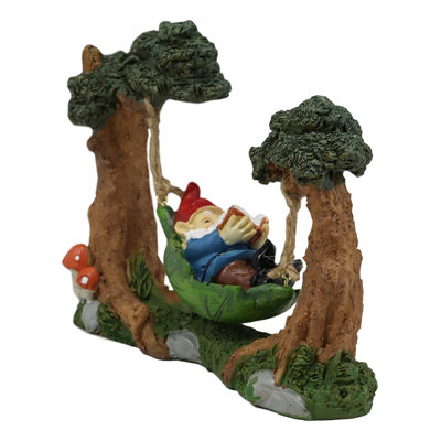 Dunnell Fantasy & Sci-Fi Plastic Garden Statue