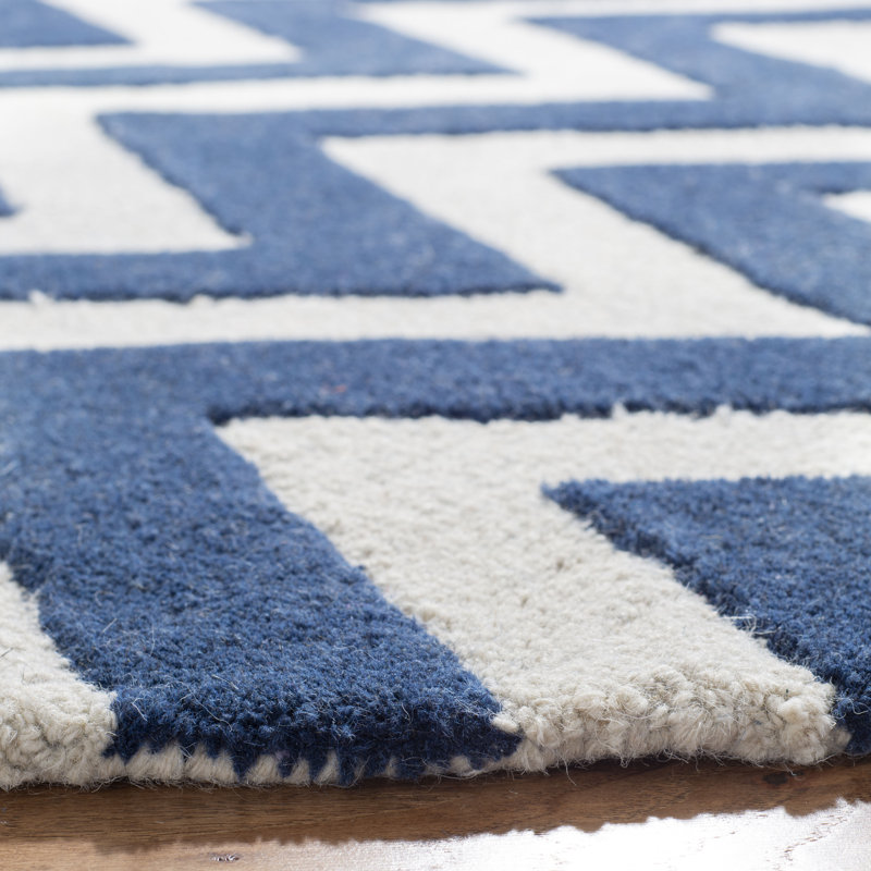 Sanyla Hand Tufted Wool Chevron Indoor Rug, Rectangle 2' x 3'