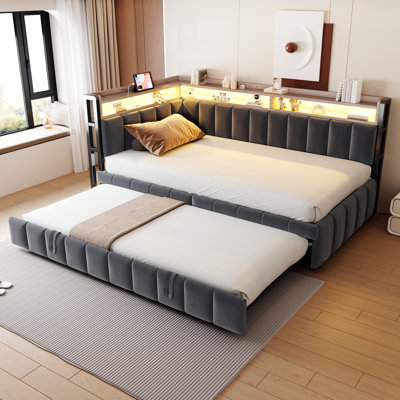 Daybed with Trundle & USB Charging Ports