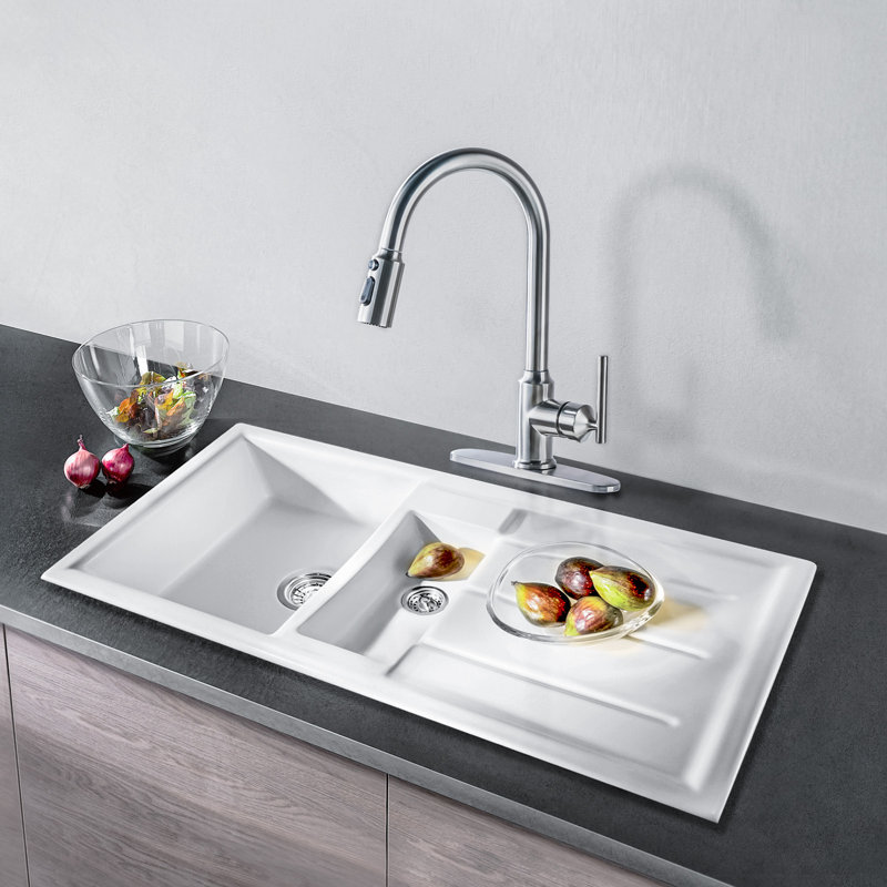 Robinet de cuisine à poignée simple Modern, Nickel brossé