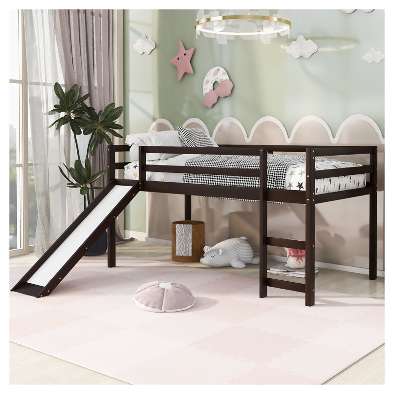 Lit mezzanine simple en bois massif avec glissade, cadre de lit superposé espresso pour enfants avec garde-corps et lattes