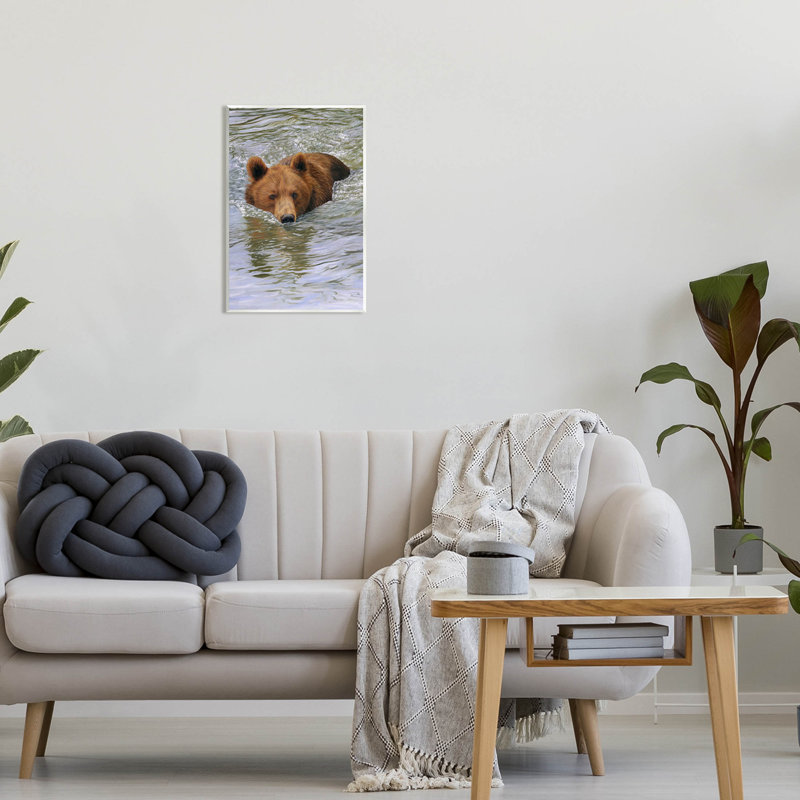 «Brown Bear Lake Water Splash», estampe numérique par Dave Stribble, H 19 po x l 13 po x P 0,5 po, Bois