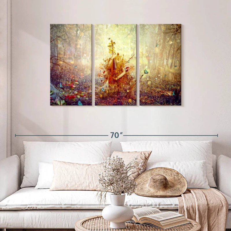 Abarca Golden Silence, 28" H x 45" W