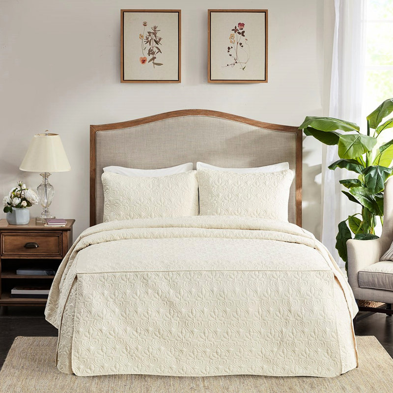 Couvre-lit pour grand lit 3 pièces crème - plié en coin, microfibre, rembourré, grand délicat, plissé, 100%, look classique