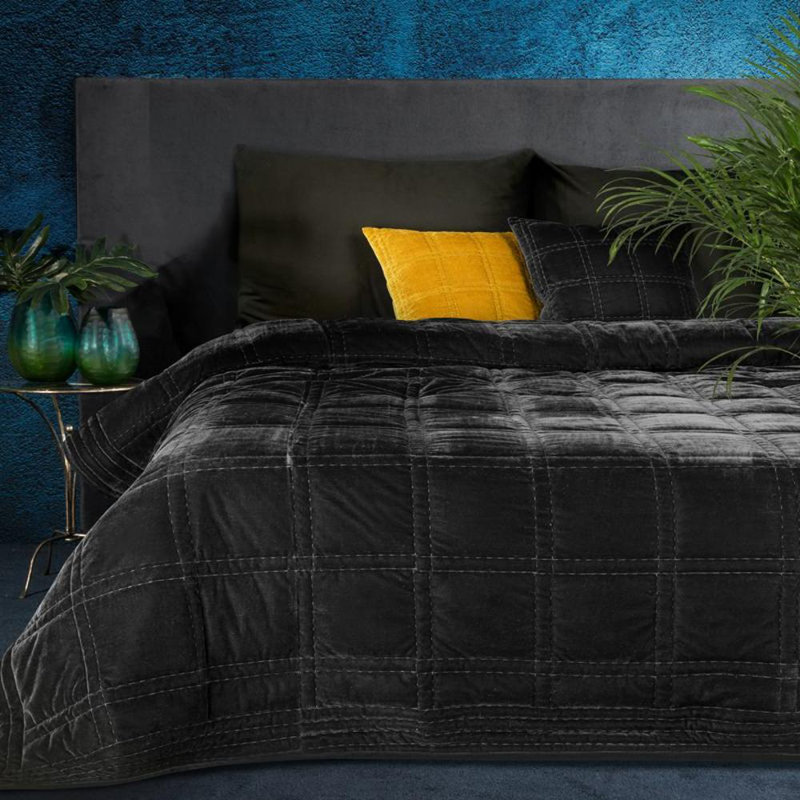 Kishmore No Pattern Bedspread
