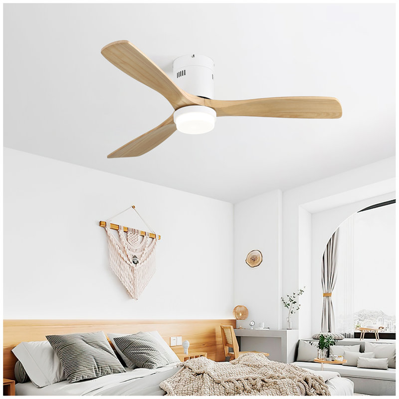 Ventilateur de plafond décoratif 52 pouces avec télécommande 6 vitesses et 3 pales en bois massif réversible pour moteur DC