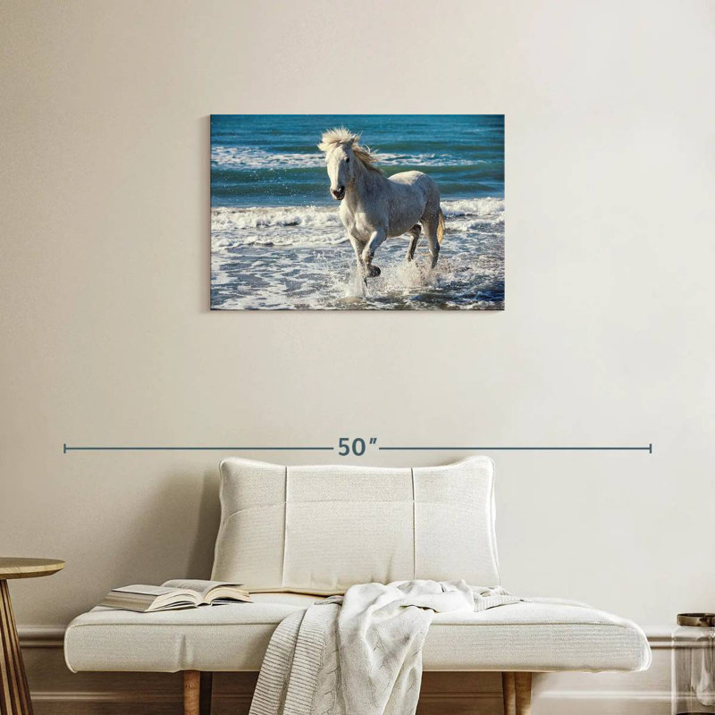 Brampt Camargue qui court sur la plage, H 20 po x l 30 po