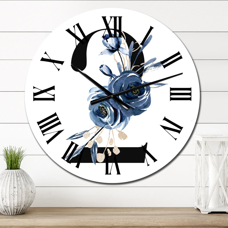 Art floral avec numéro deux II - Horloge murale traditionnelle, Petit