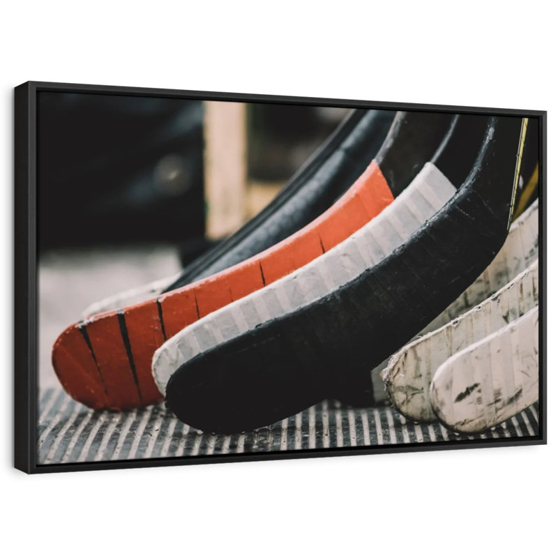 «Hockey Sticks», reproduction sur toile, H 9 po x l 13 po