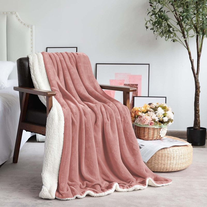 Jeté réversible en molleton Sherpa Plush - Couverture douce et chaude pour lit et canapé, Jeté (50 inc. X 60 inc.), Rose