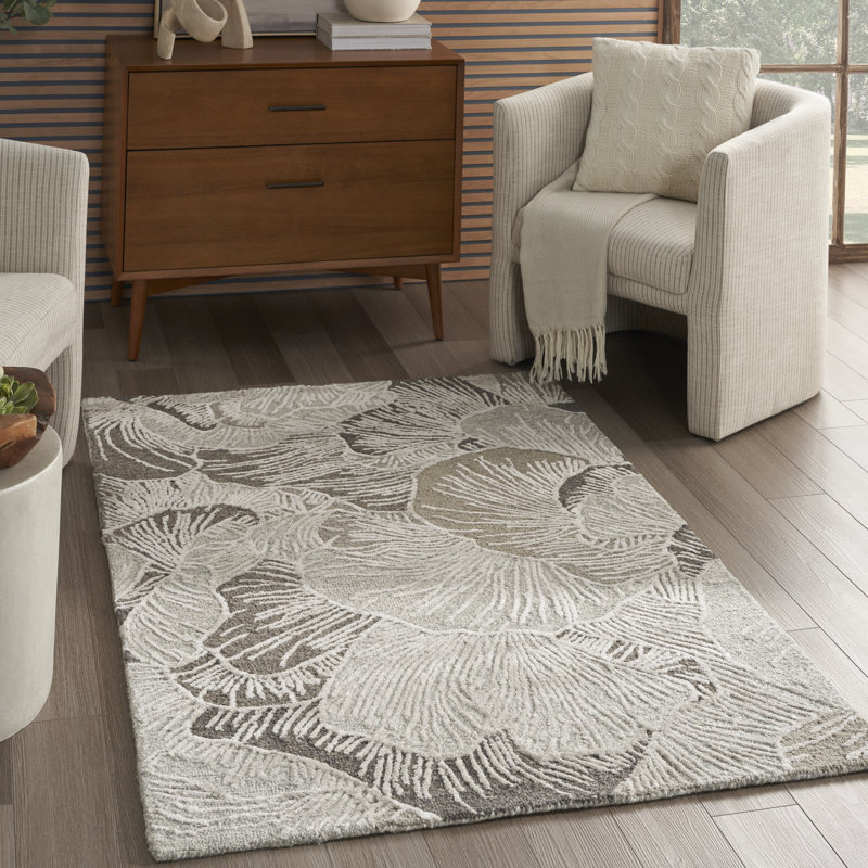 Gian Floral Handmade Area Rug, Rectangle 114 x 175 cm