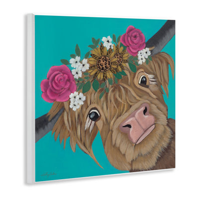 Plaque murale joyeuse bovins avec couronne de fleurs, design par Ashley Justice