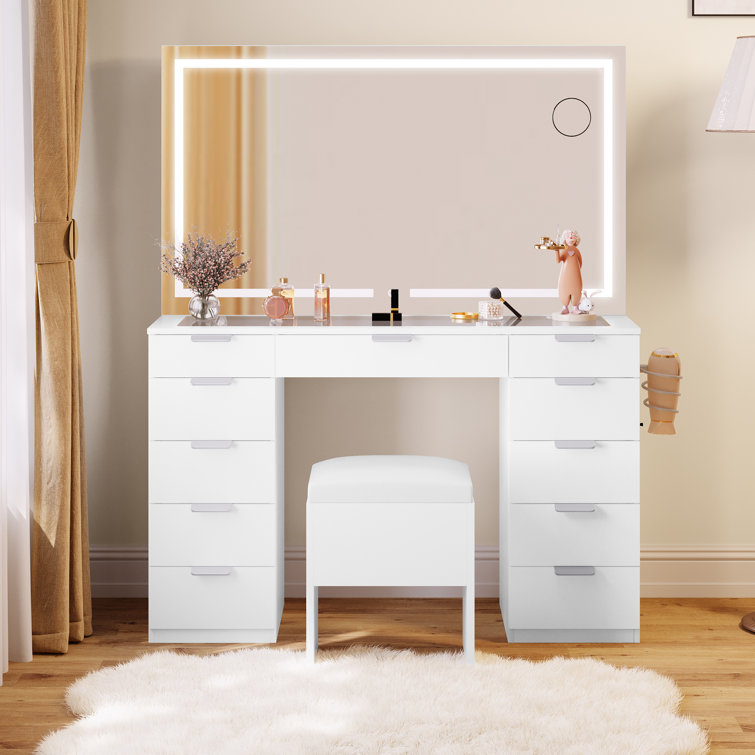 Azusena 46'' Vanity Built-In Outlets with Lighted Mirror
