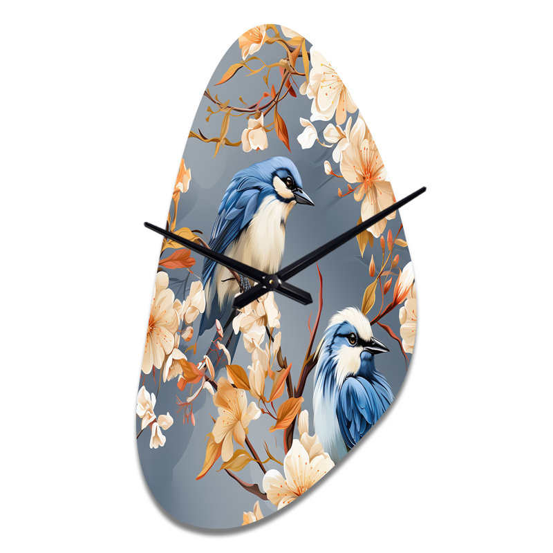 Grande horloge murale florale blanche à motif d'oiseaux blancs et bleus Serenade I, Moyenne