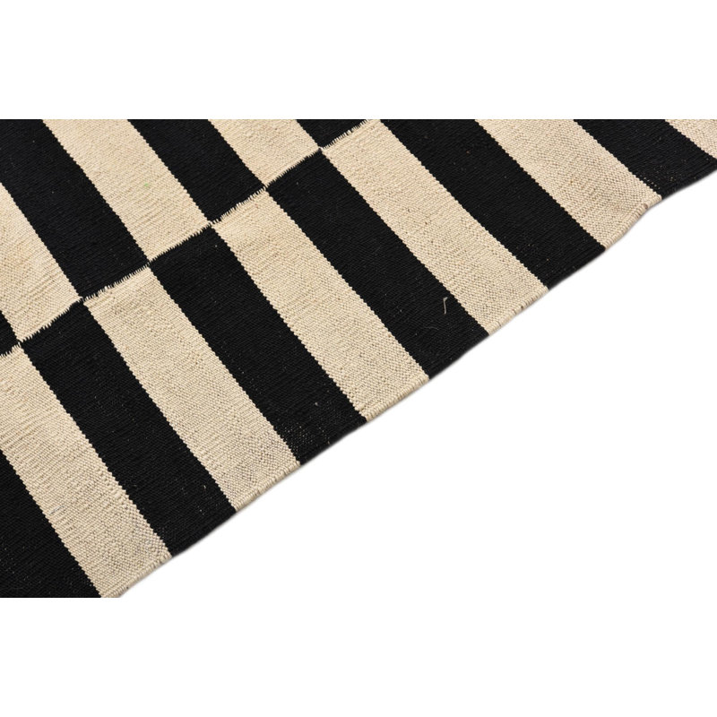 Tapis noir et blanc Noor