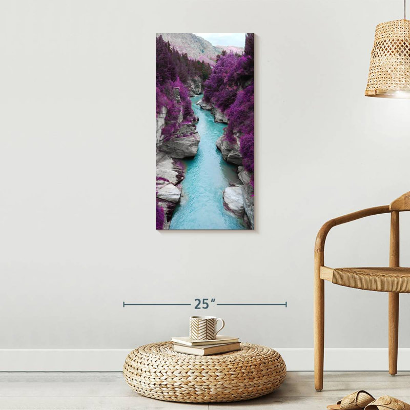 «Great Beyond», reproduction sur toile, H 30 po x l 15 po x P 1,25 po