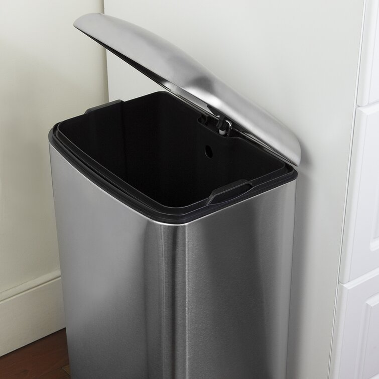 7.9 Gallon Trash Can Stainless Steel Kitchen Trash Can，16.755 Lb