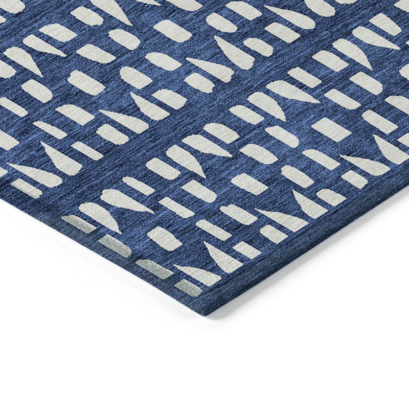Navy Geometric Synthetic Rectangular Indoor/Outdoor Rug 2'6" x 3'10"