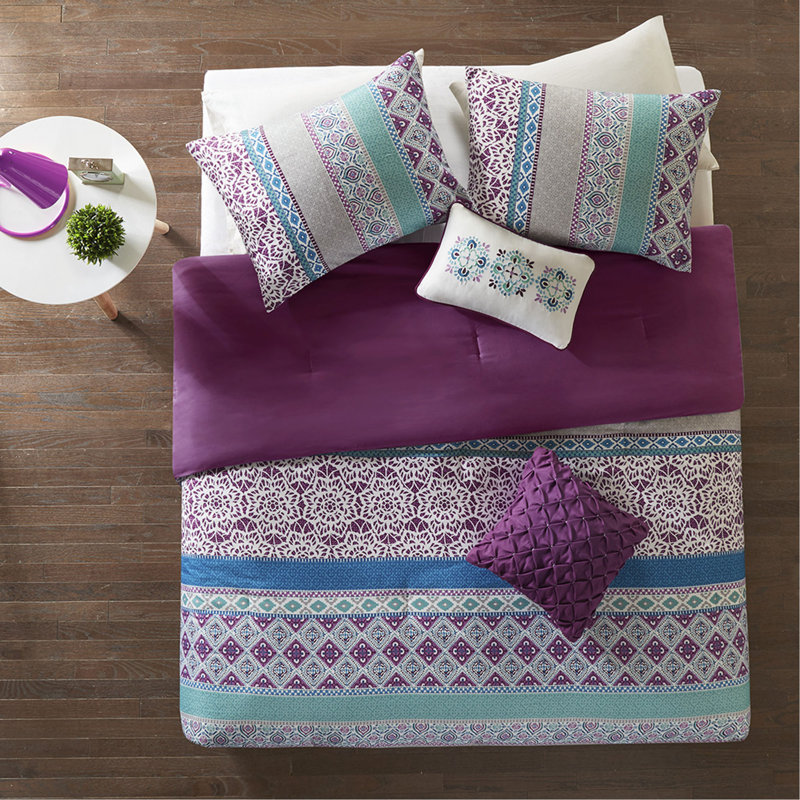 Comforter Set, Twin Comforter + 3 Additional Pieces