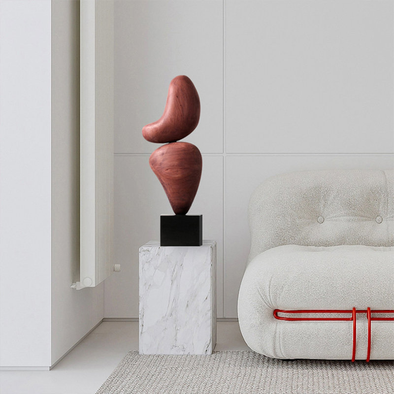 Brun rougeâtre + objet décoratif en bois massif noir