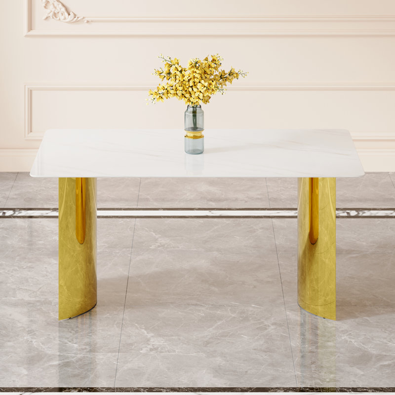 Tables de salle à manger élégantes et modernes, plateau en verre marbré avec pieds dorés, table spacieuse de 63 po