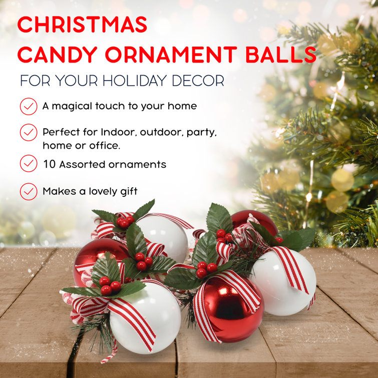 Velvet Ball/Onion/Finial Holly Ornament Set: White — Holiday Whimsy