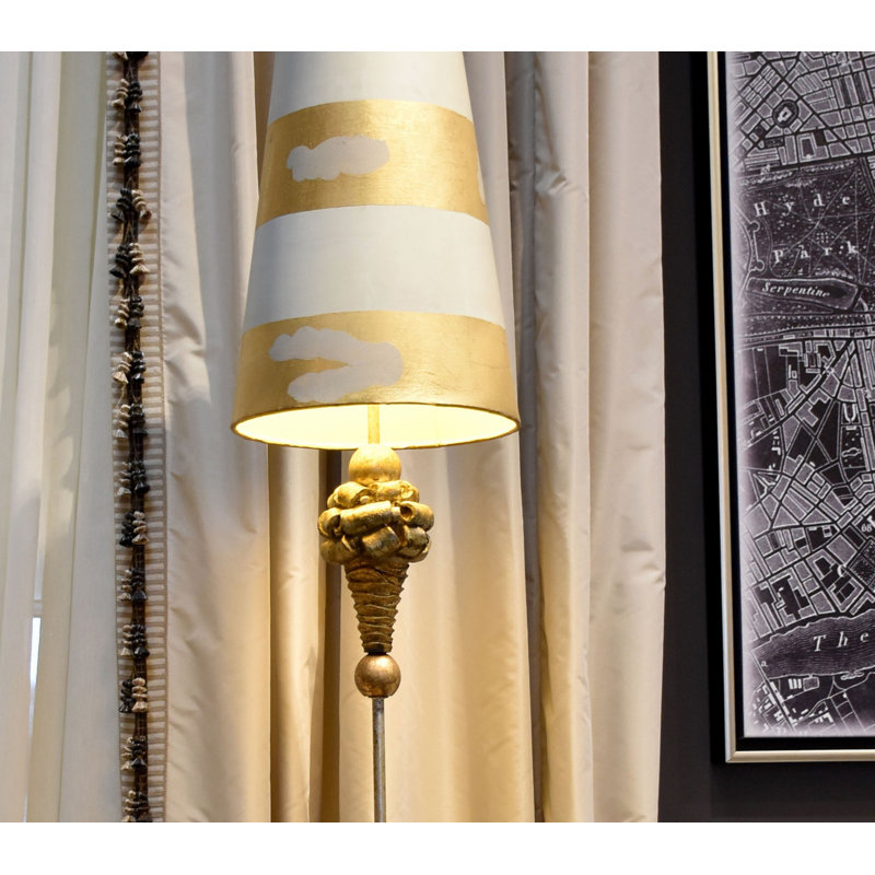 Grande lampe de luxe Hannasville avec abat-jour rayé doré