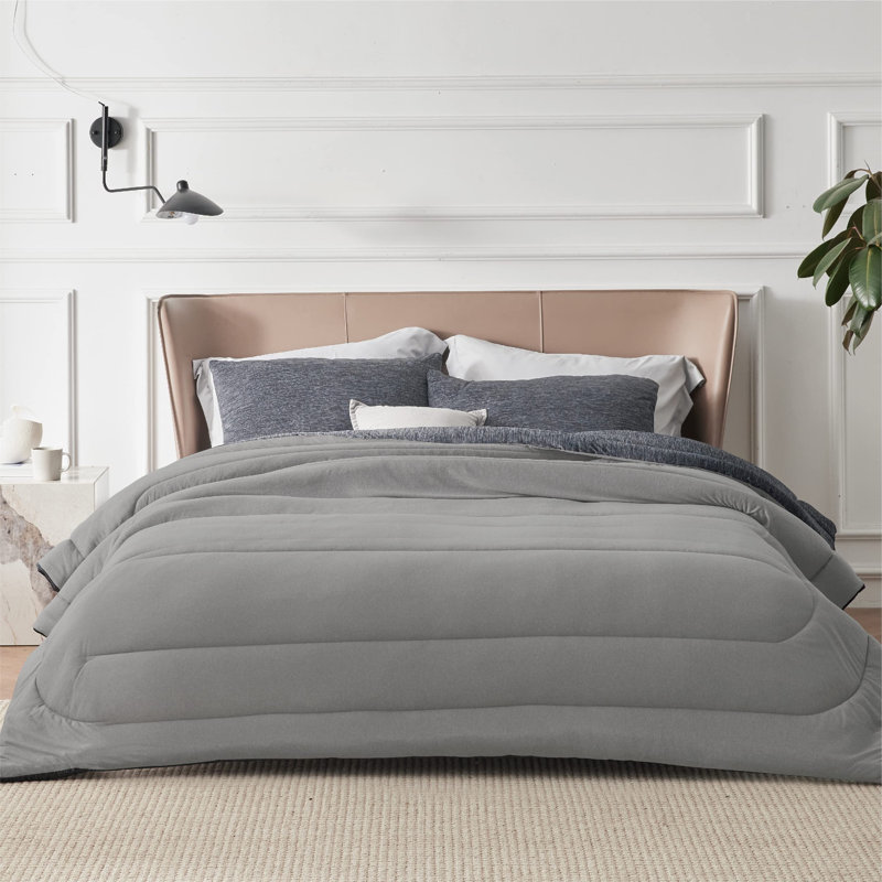 Bedsure Cooling And Warm Bed Set, Queen Comforter with 2 Pillowcases, Dark Gray - Reversible