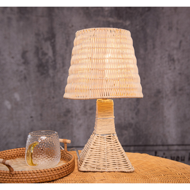 Lampe de table en rotin à intensité variable 15 pouces Pedri