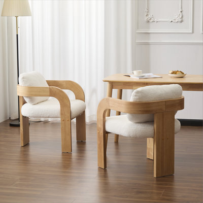 Ensemble de 2 chaises de salle à manger avec dossier coussiné, tissu blanc bouclé, structure en bois massif de couleur naturelle