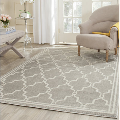 Kimbrough Geometric Area Rug