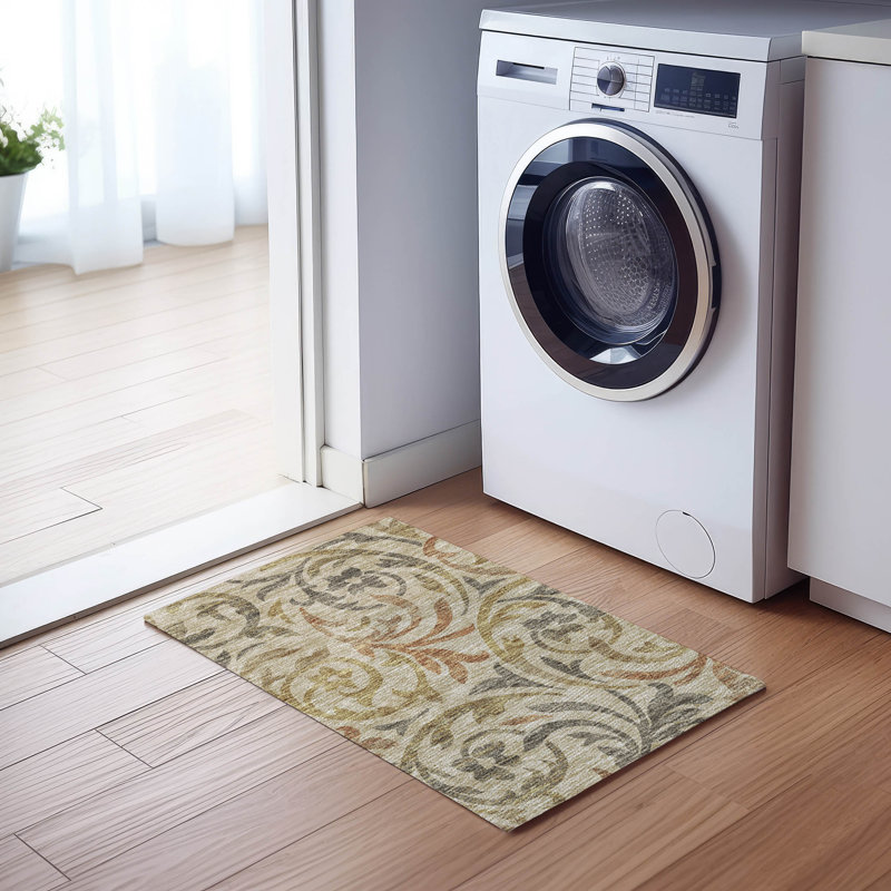 Washable Floral Indoor / Outdoor Rug, Rectangle 1'8" x 2'6"
