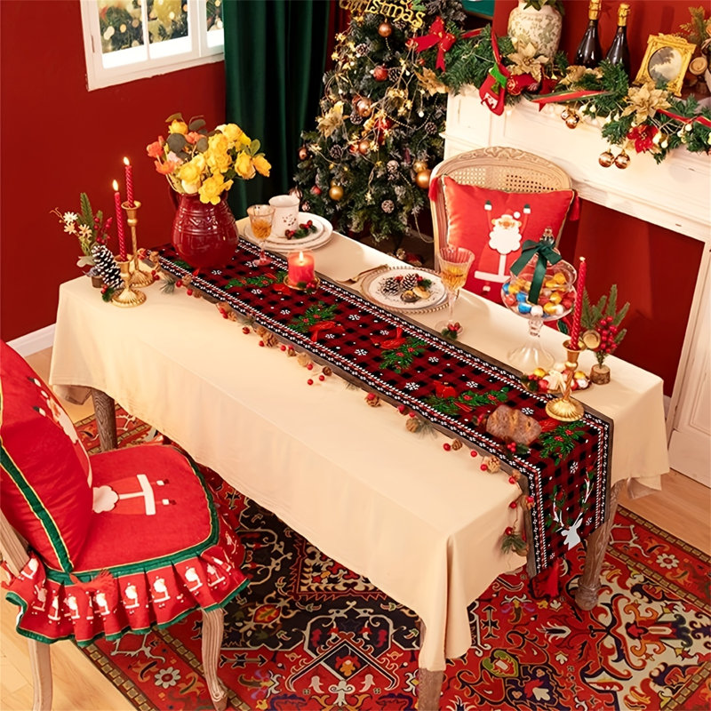 Chemin de table de Noël, L 108 po x P 13 po