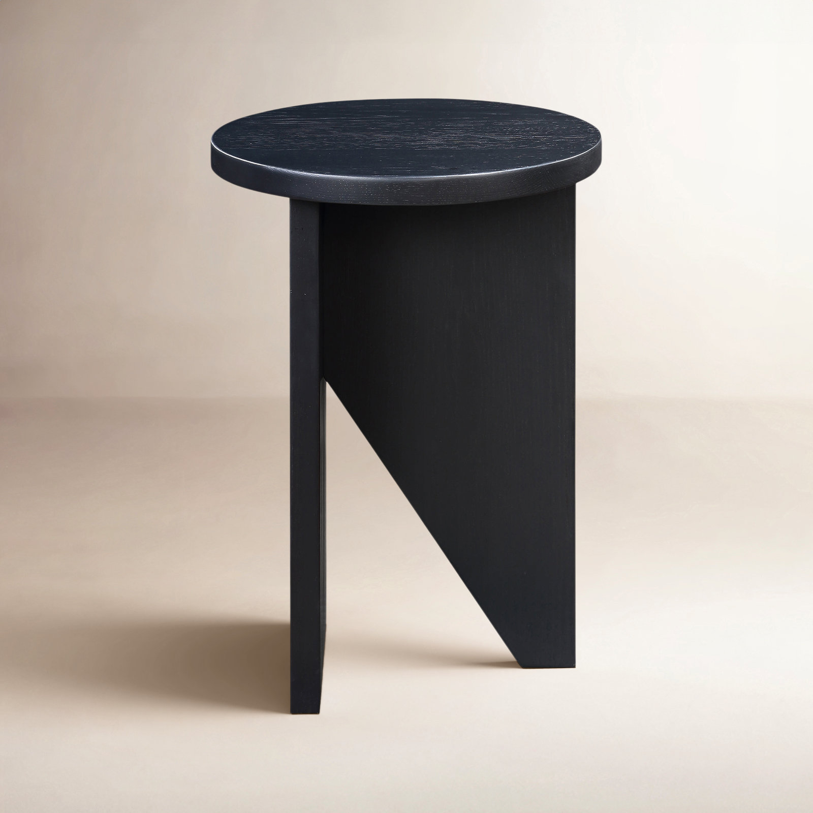 Shayne 14" Oak End Table, Black