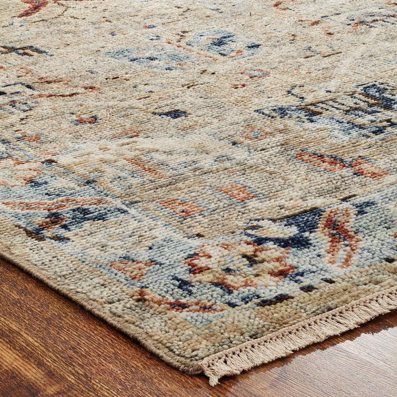 Mirena Wool Flroal Area Rug in Tan, Rectangle 8' x 10'