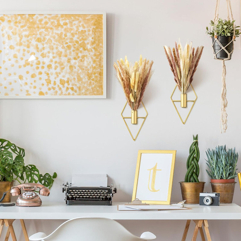 Wall Decor on Metal