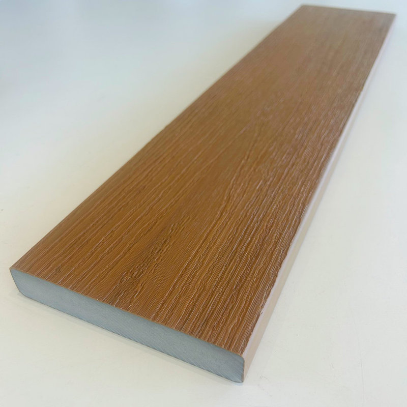 Planches de terrasse en PVC brun, terrasse en composite imperméable pour une utilisation extérieure