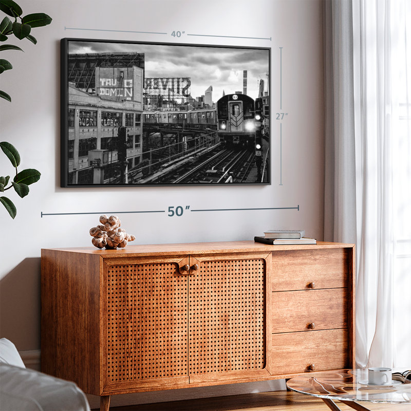 «Manhattan At Nightfall BW Wall Art», H 27 po x l 40 po
