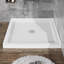 Base de douche en acrylique Uni-green l 36 po x P 36 po x H 5,5 po antidérapant, bonde centrale et 3 parois UGSB3636C
