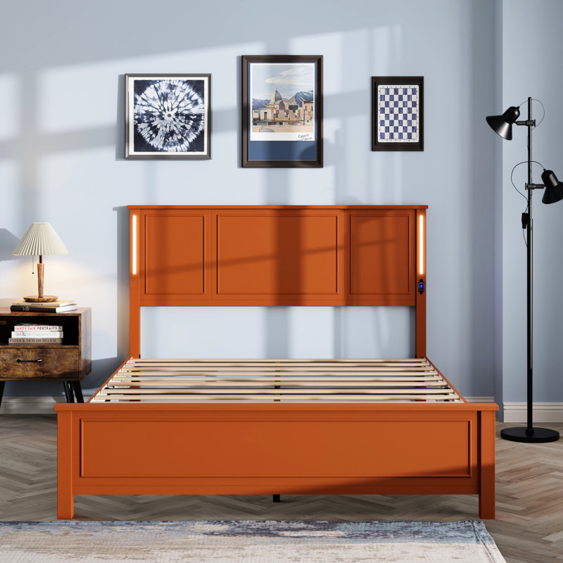 Base de lit plateforme moderne pour grand lit avec tête de lit en bois brun antique, station de charge, lumières à DEL, 12 supports, tête de lit sans sommier et fonction, 12 lattes, ressort,