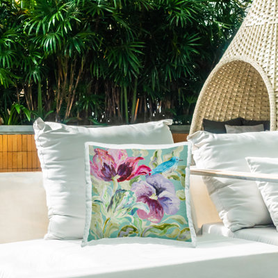 Coussin extérieur Lyrical Garden Blooms, par Lanie Loreth, 18 x 7 x 18