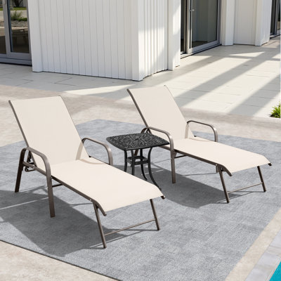 Chaise longue d'extérieur en aluminium avec table carrée
