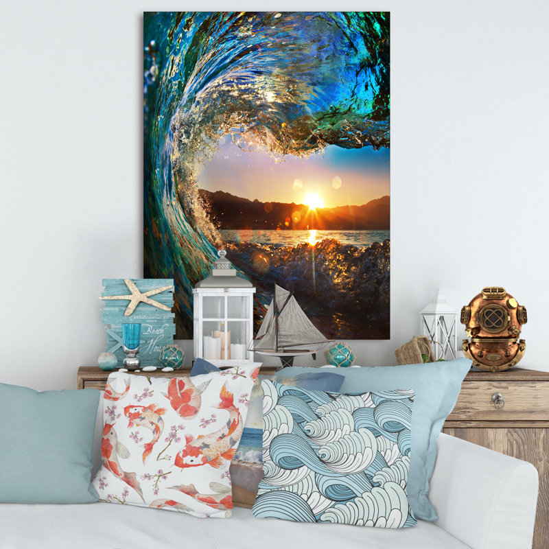 Vagues de l'océan colorées tombant vers le bas - art mural moderne en métal brillant bord de mer, H 12 po x l 8 po x P 1 po