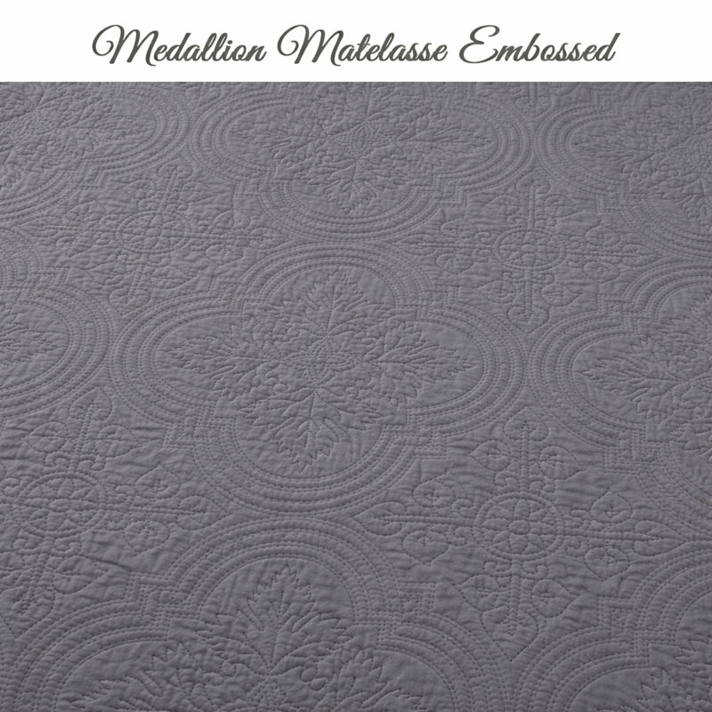 Victorian Medallion Matelassé Pure Solid Gray Scalloped Edge Cotton Quilt Bedding Set, King Quilt + 2 King Shams, Gray