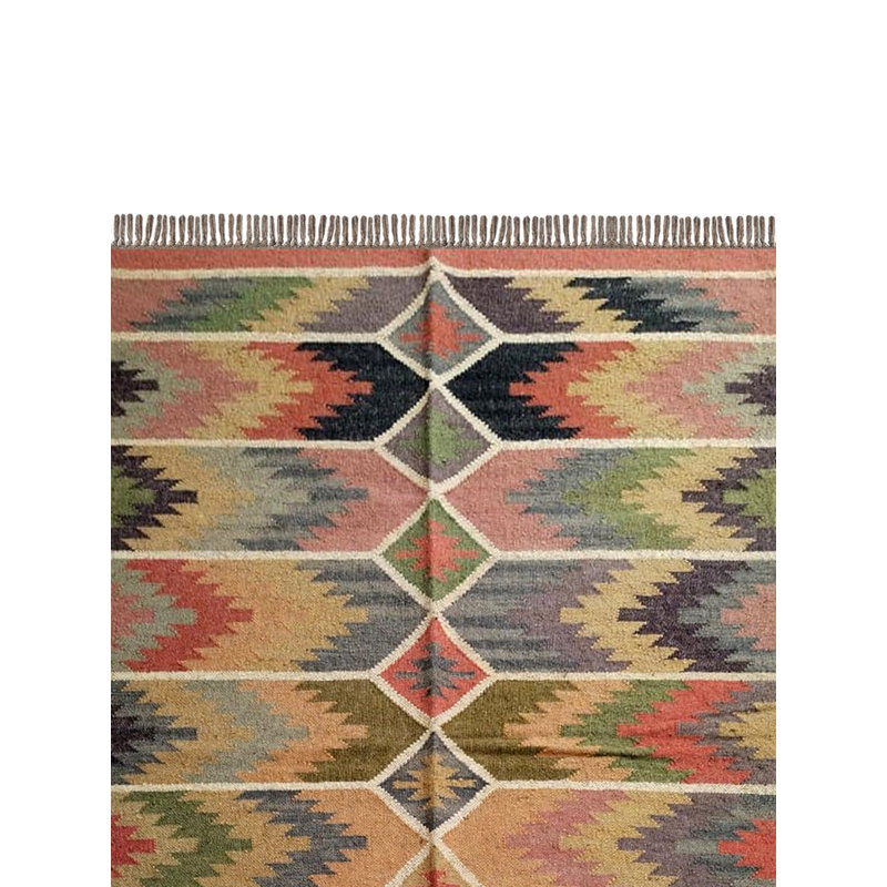 Ruhan Rug