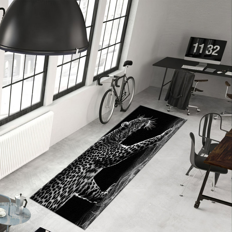 Chic Non-Woven Thin Type Printed Rug with Intricate Geometric Pattern for a Sophisticated Touch in Any Living Space or Office Environment