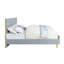 Grand lit Gaines au fini gris ultrabrillant-87361241-87361242