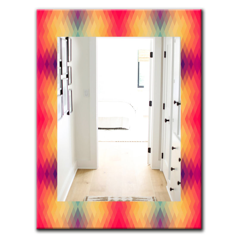 Miroir mural sans cadre 8 colourfields triangulaire, H 24 po x l 32 po